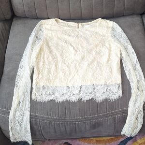 NWT Cream Lace Long Sleeve Top